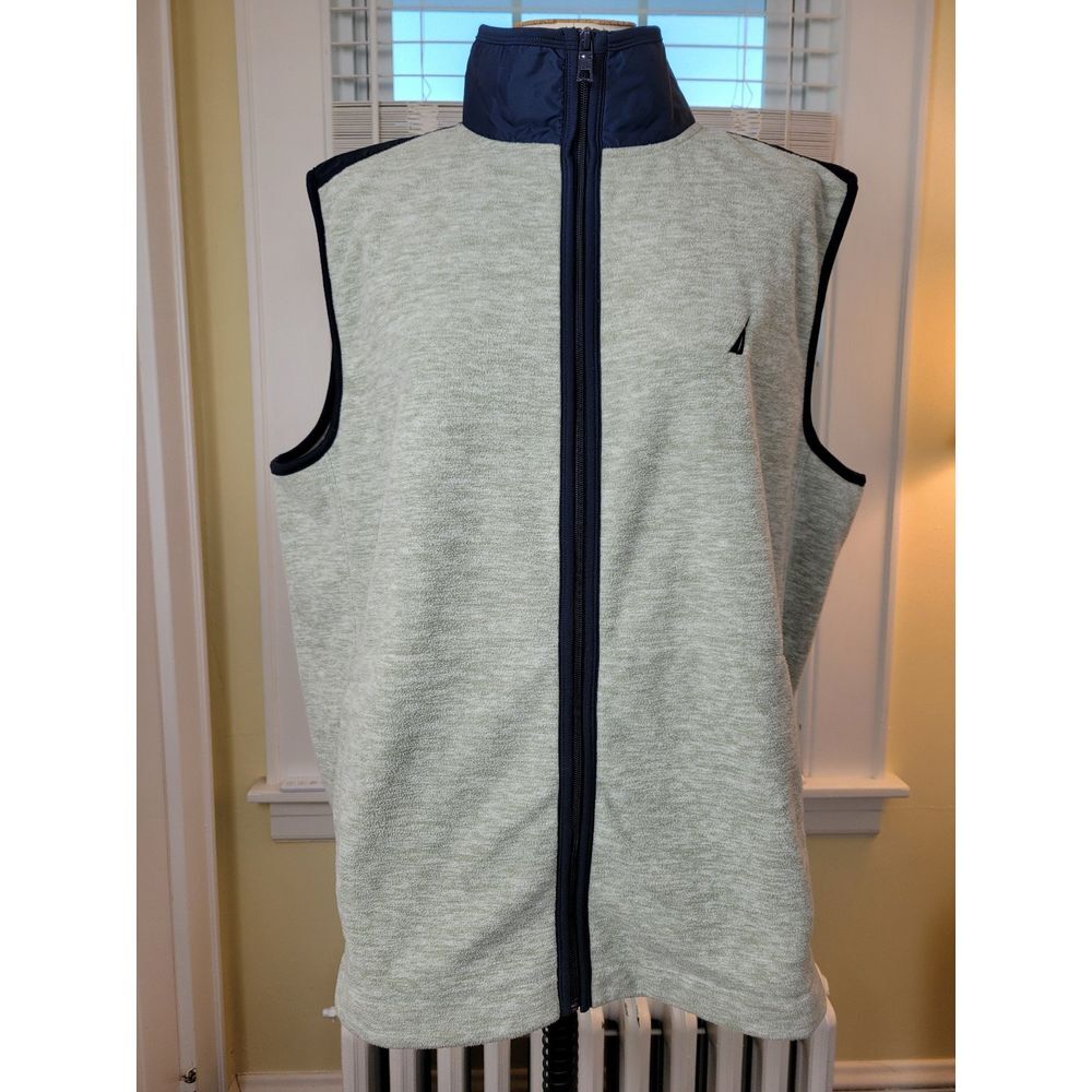 Nautica Men's XL Grey Fleece Vest with‎ Navy Blue Trim